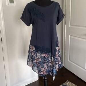 Akemi & Kim Tunic Women Size S Floral Sheer Practical Cotton Appliqué Schoolgirl